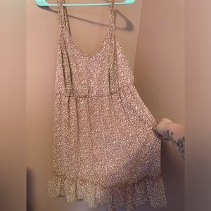 Woman’s Mauve Floral Dress
